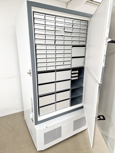 Thumbnail image of PHCBI MDF-DU702VX-PE Twin Guard -86ºc ULT Freezer Lab
