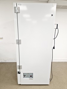 Thumbnail image of PHCBI MDF-DU702VX-PE Twin Guard -86ºc ULT Freezer Lab