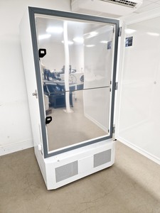 Thumbnail image of PHCBI MDF-DU702VX-PE Twin Guard -86ºc ULT Freezer Lab