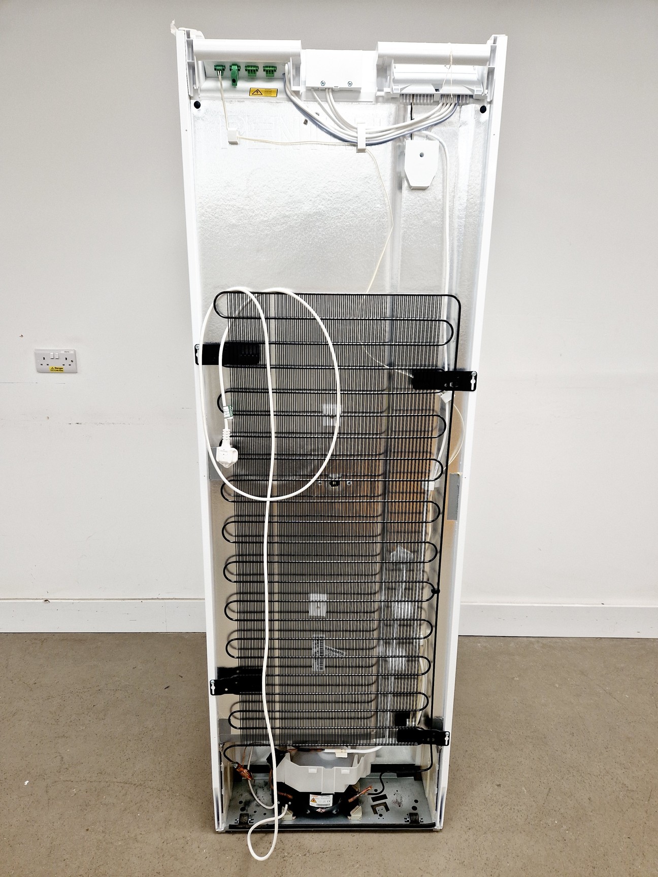 Image of Leibherr Mediline LKV Type. 3910 Fridge Lab