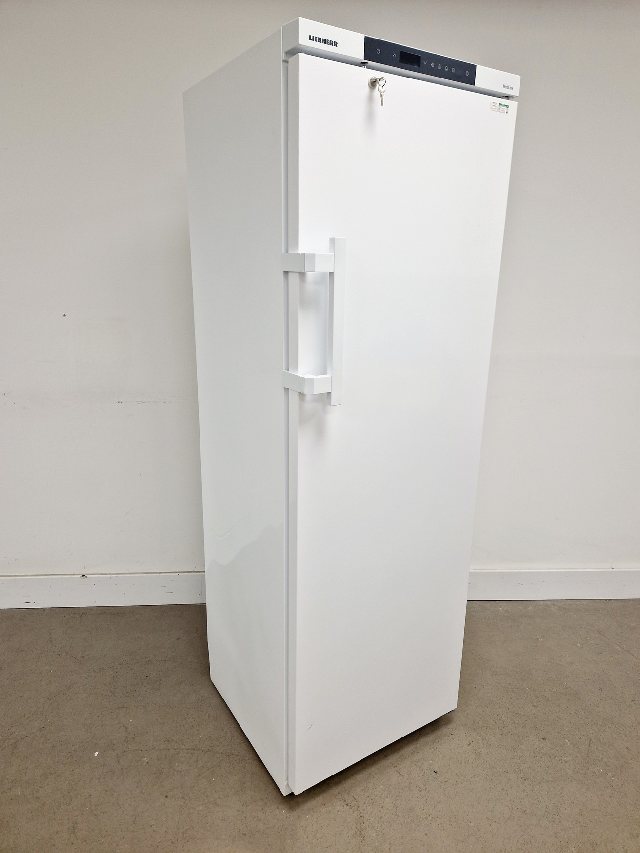Image of Leibherr Mediline LKV Type. 3910 Fridge Lab