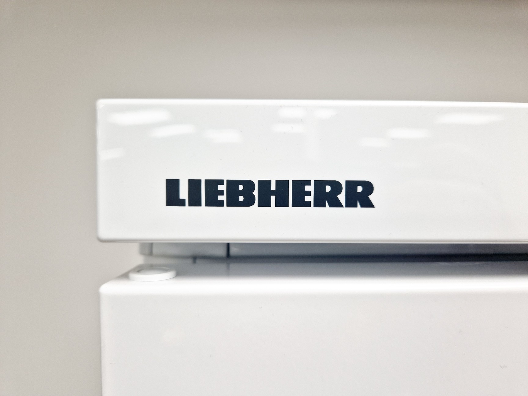 Image of Leibherr Mediline LKV Type. 3910 Fridge Lab