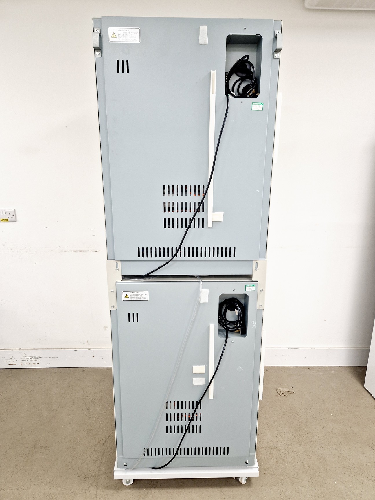 Image of Double Stacked MCO-170AICUVD-PE Co2 Laboratory Incubator Lab