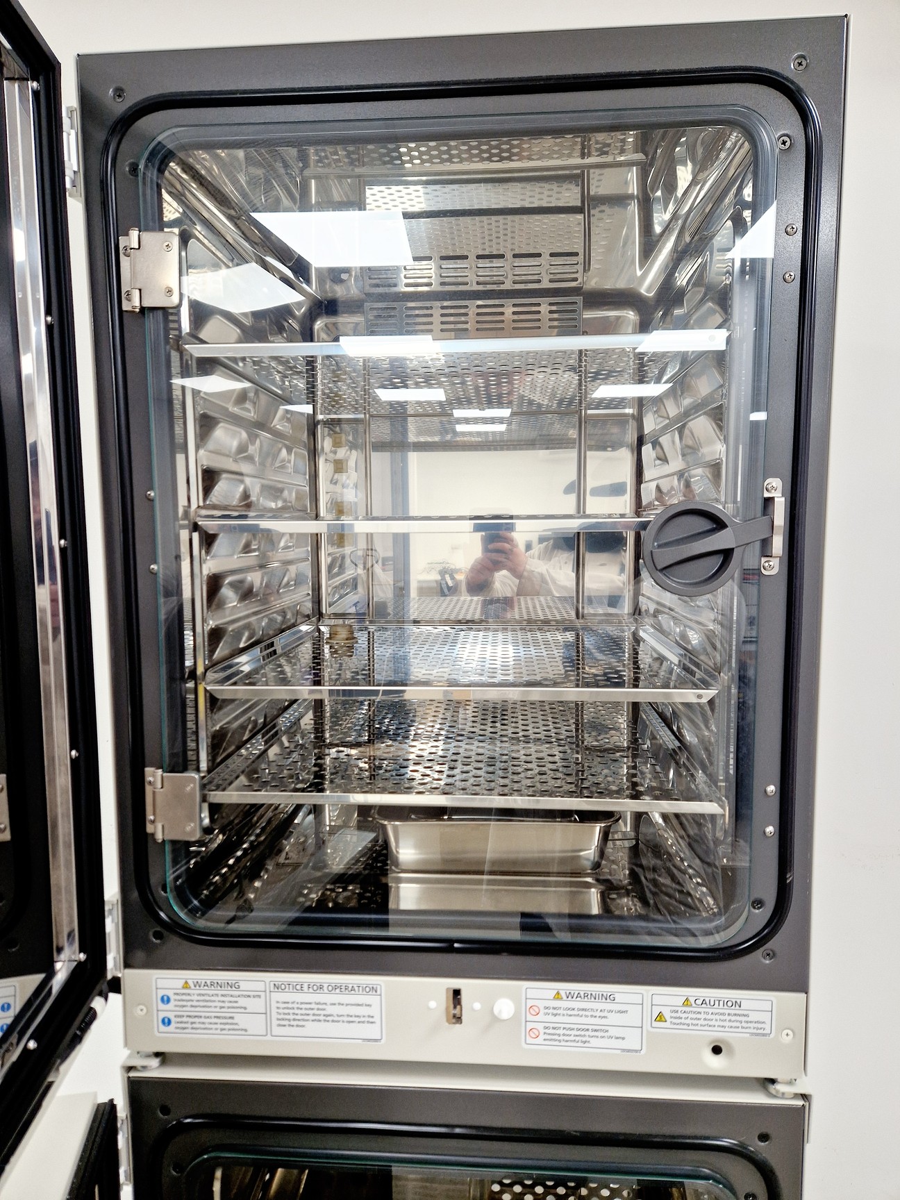 Image of Double Stacked MCO-170AICUVD-PE Co2 Laboratory Incubator Lab