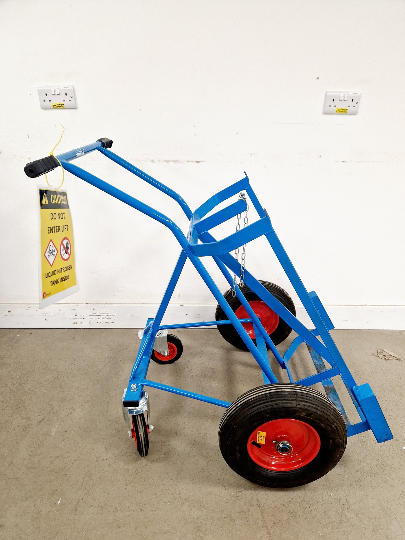 Image of Dual Compartment Liquid Nitrogen Tank Trolley 