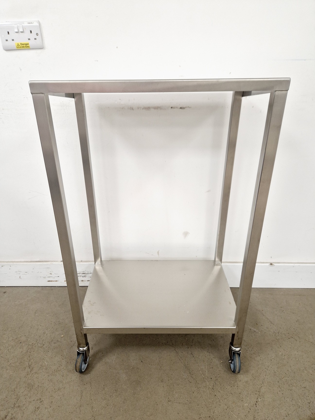 Image of Teknomek Metal Trolley  L x 41 W x 60 H x 100 cm 