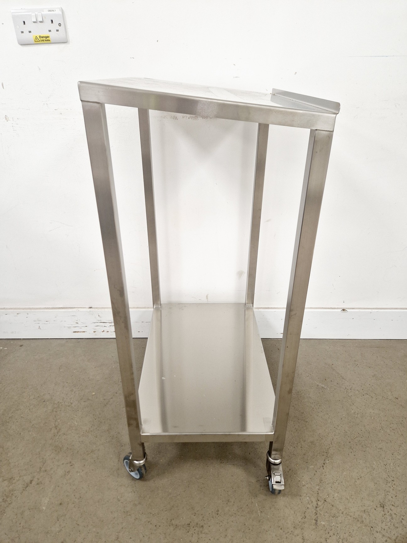 Image of Teknomek Metal Trolley  L x 41 W x 60 H x 100 cm 