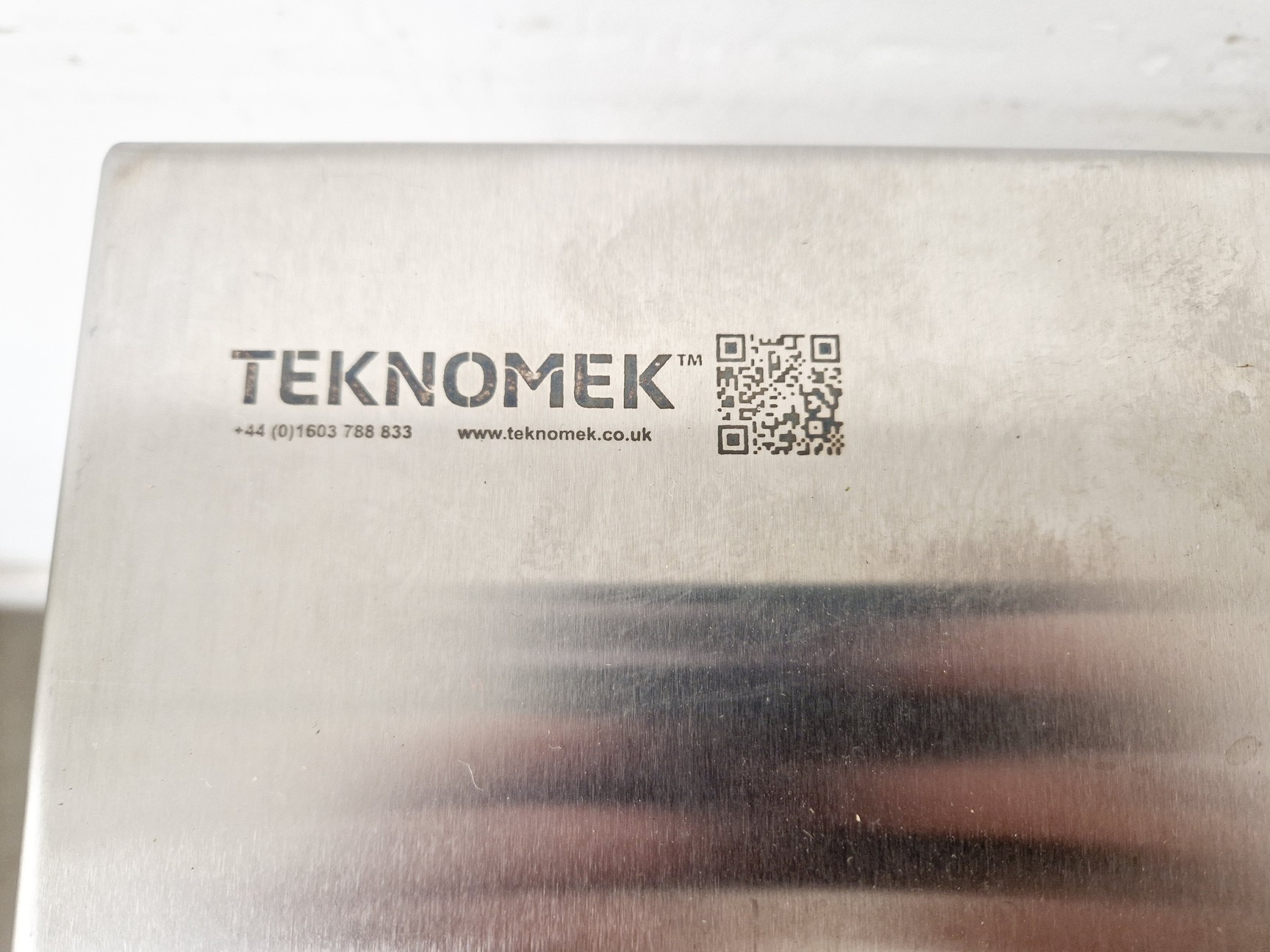 Image of Teknomek Metal Trolley  L x 41 W x 60 H x 100 cm 