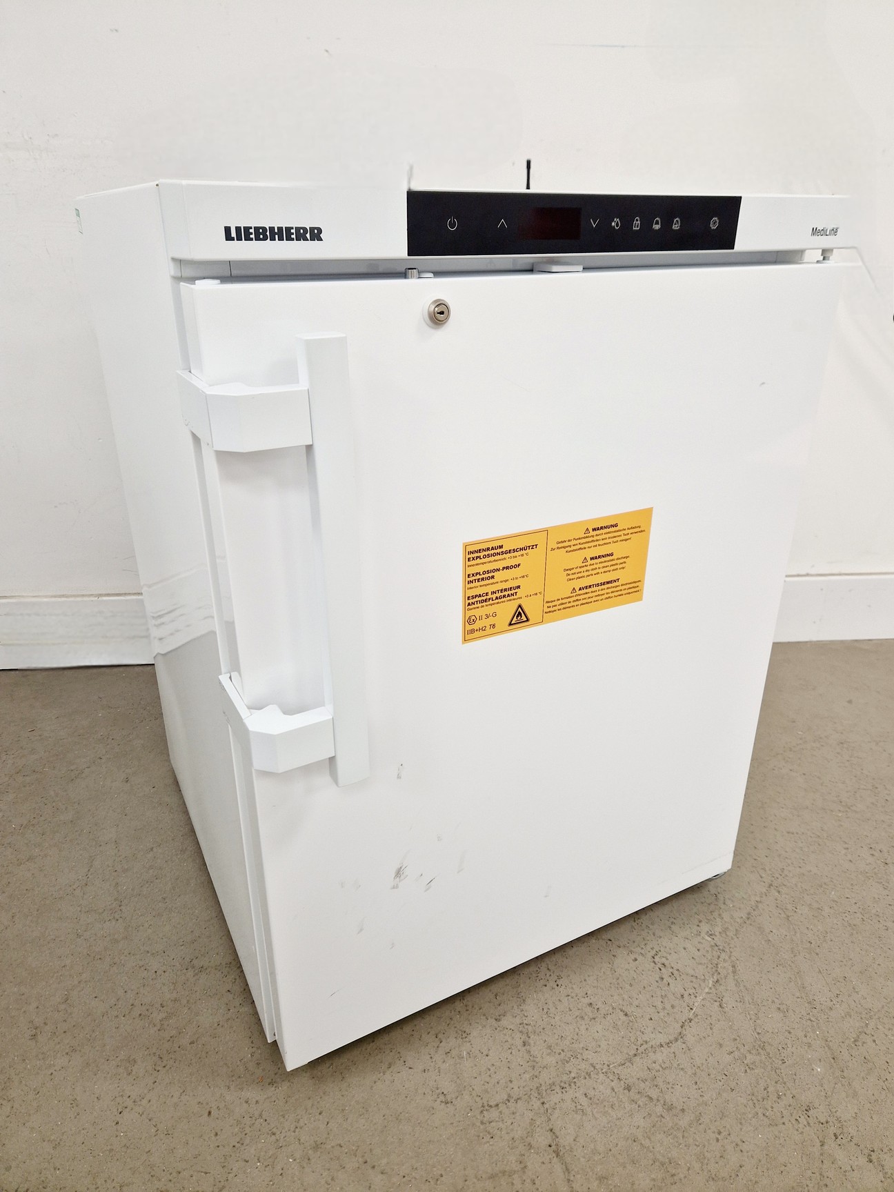 Image of Liebherr Mediline LKUexv 1610 Fridge Spares/Repair Lab