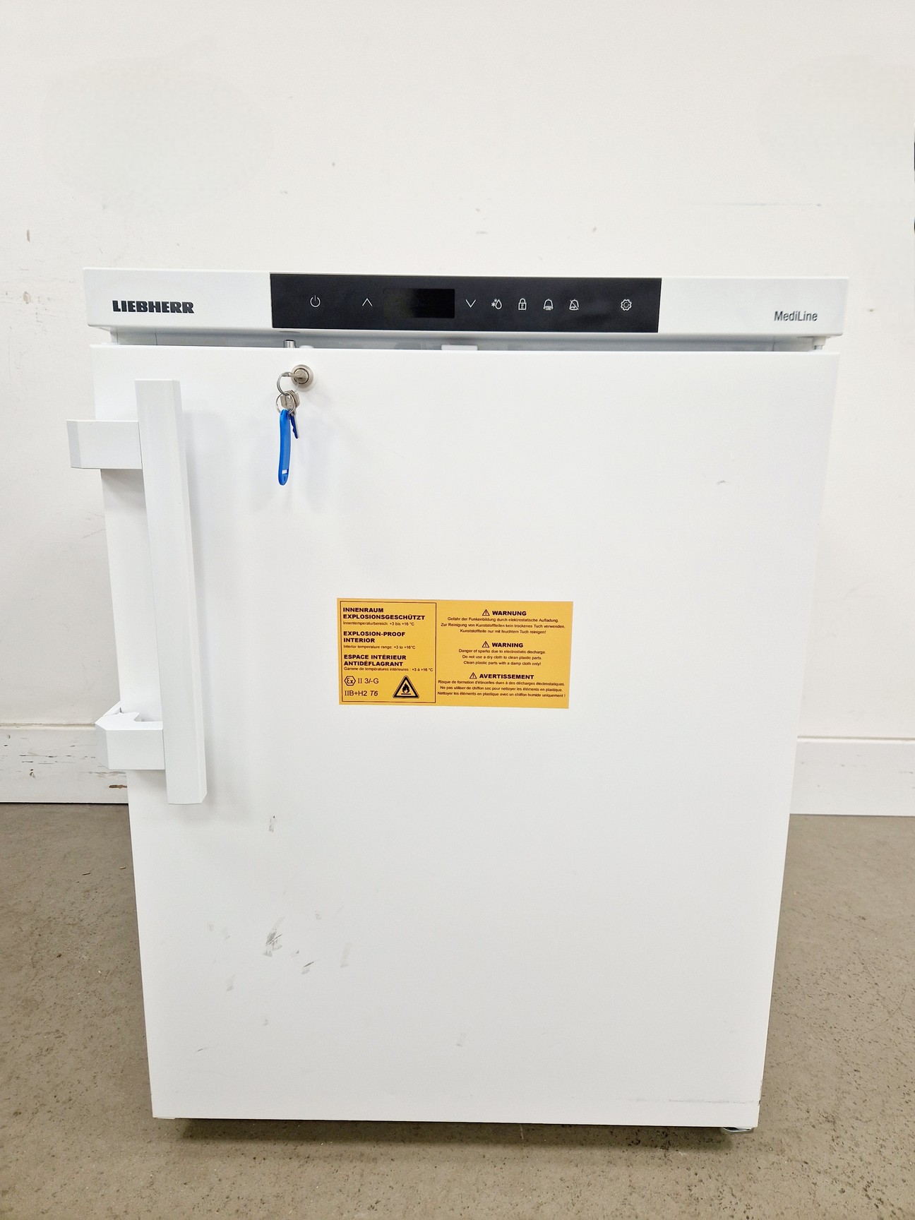 Image of Liebherr Mediline LKUexv 1610 Fridge Spares/Repair Lab