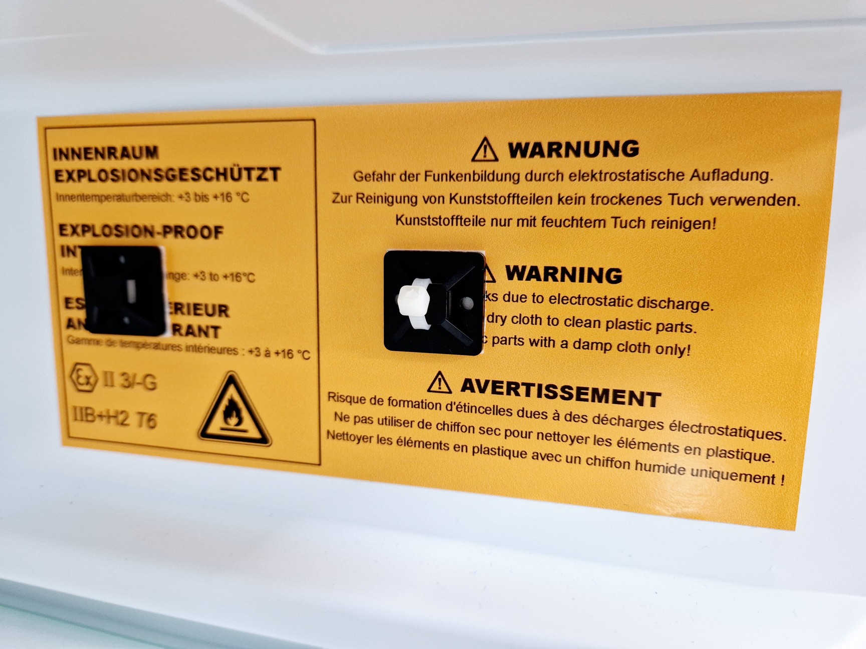 Image of Liebherr Mediline LKUexv 1610 Fridge Spares/Repair Lab