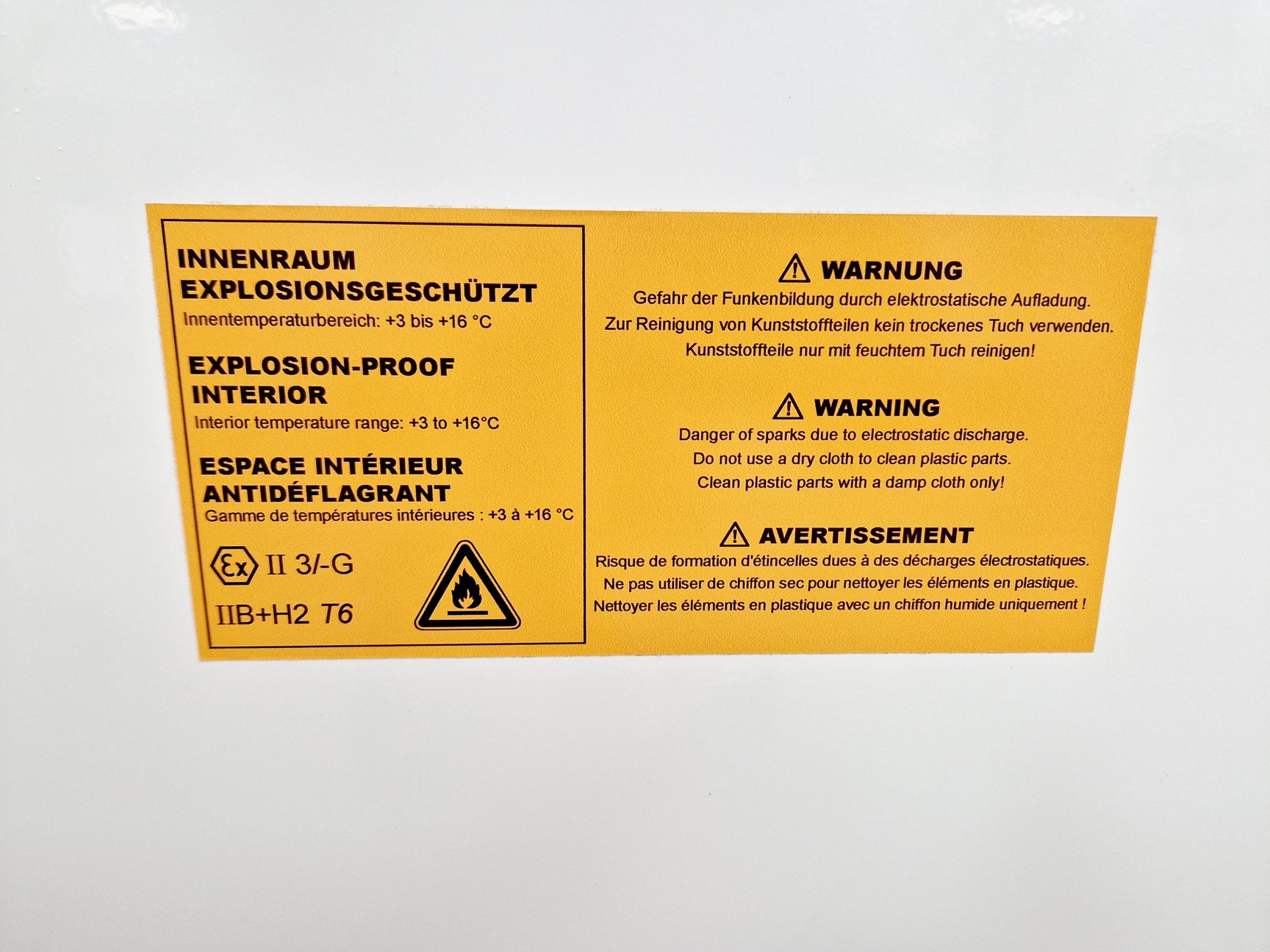 Image of Liebherr Mediline LKUexv 1610 Fridge Spares/Repair Lab