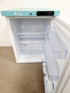 Thumbnail image of LEC LSFSR158UK Medical Laboratory Refrigerator Lab