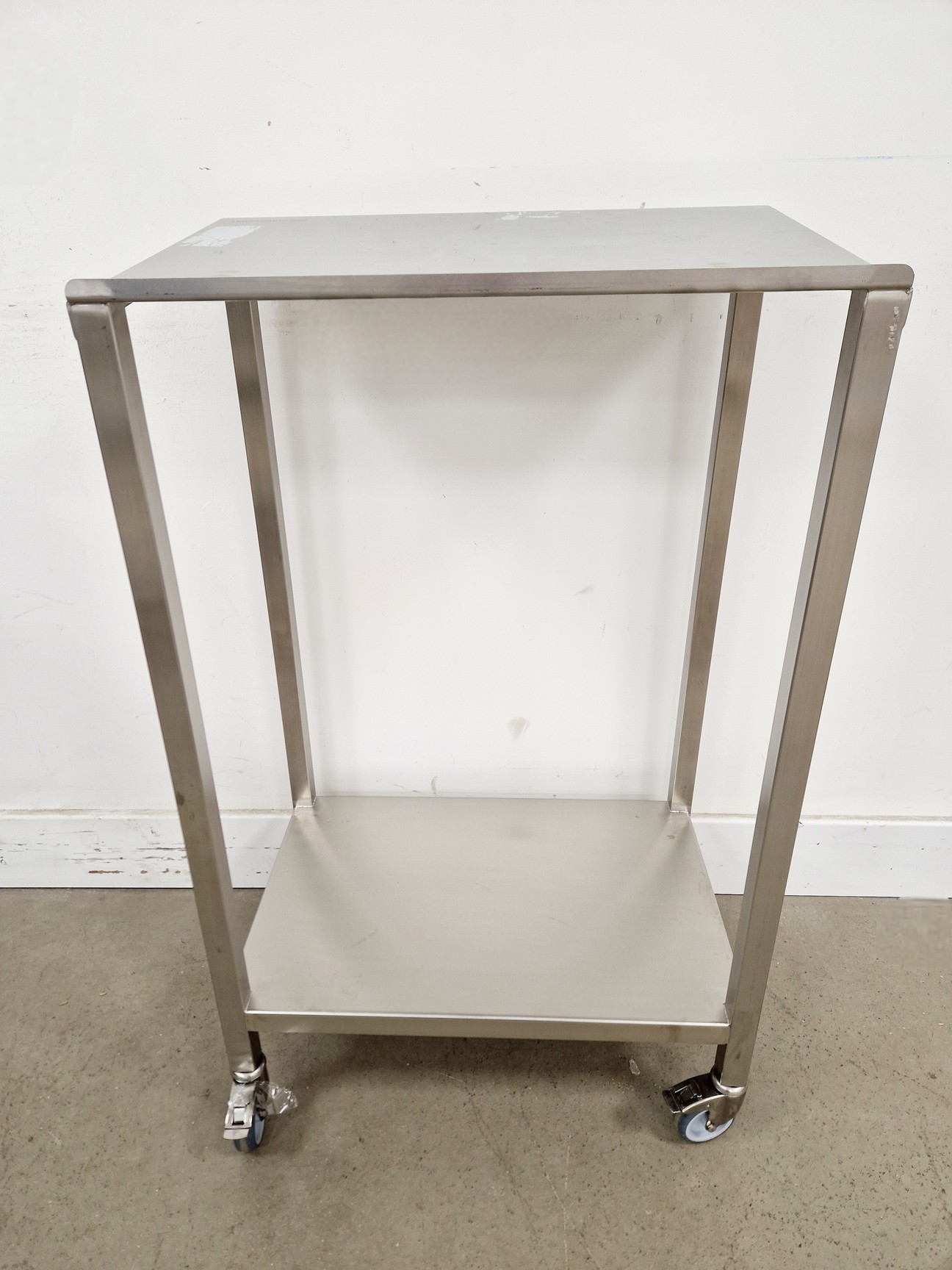 Image of Teknomek Metal Trolley L x 41 W x 60 H x 100 cm 