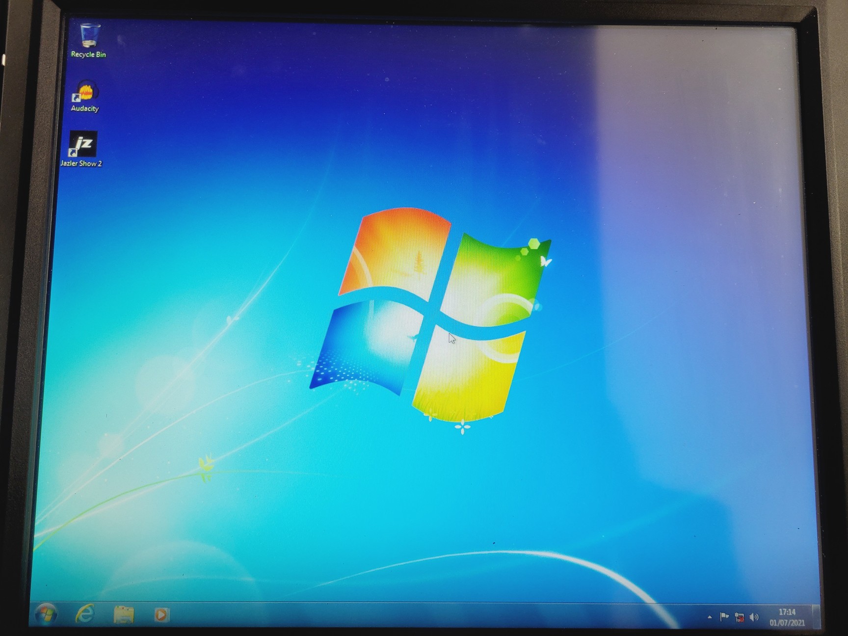 Image of Allen & Heath iDR-8 Broadcast System, E-800, Redbox RB-HD-6, P48 AT2020