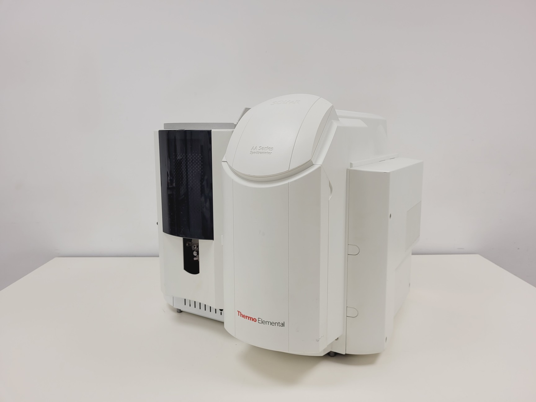 Image of Thermo Elemental Model Type Solaar S2 AA Series Spectrometer