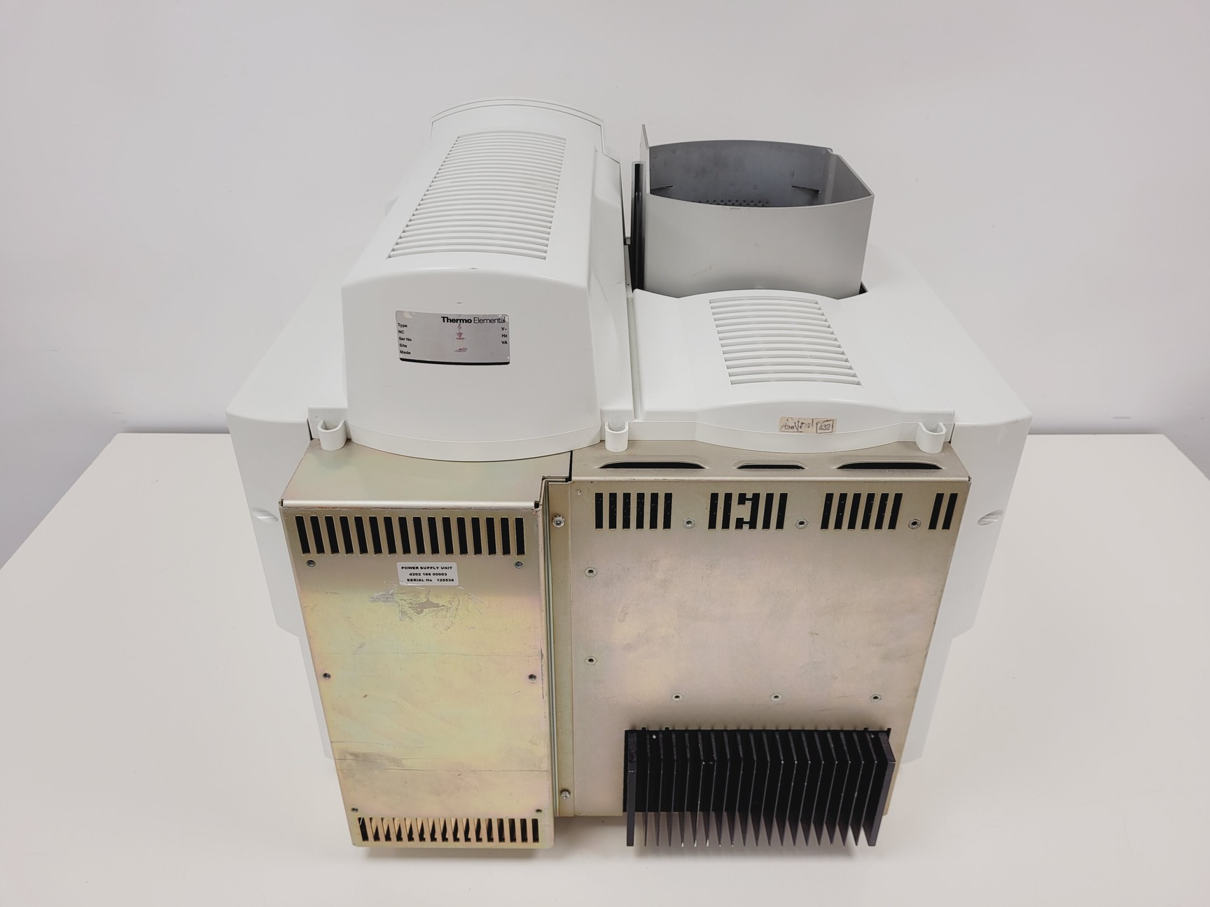 Image of Thermo Elemental Model Type Solaar S2 AA Series Spectrometer