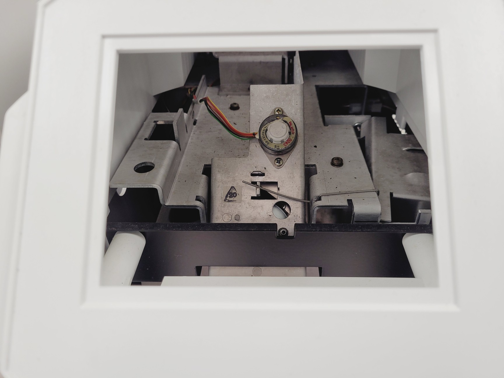 Image of Thermo Elemental Type Solaar S2 AA Series Spectrometer Lab