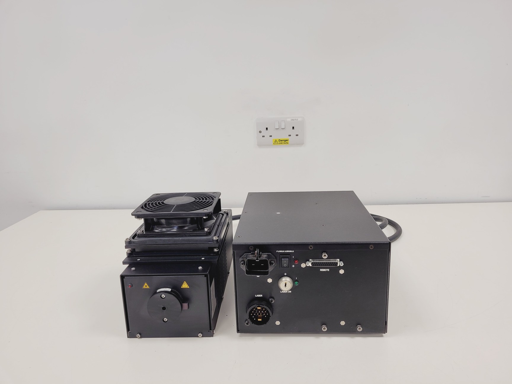 Image of Lasos LGN 3000 PSU & LGK 7812 ML4 450-530NM Laser