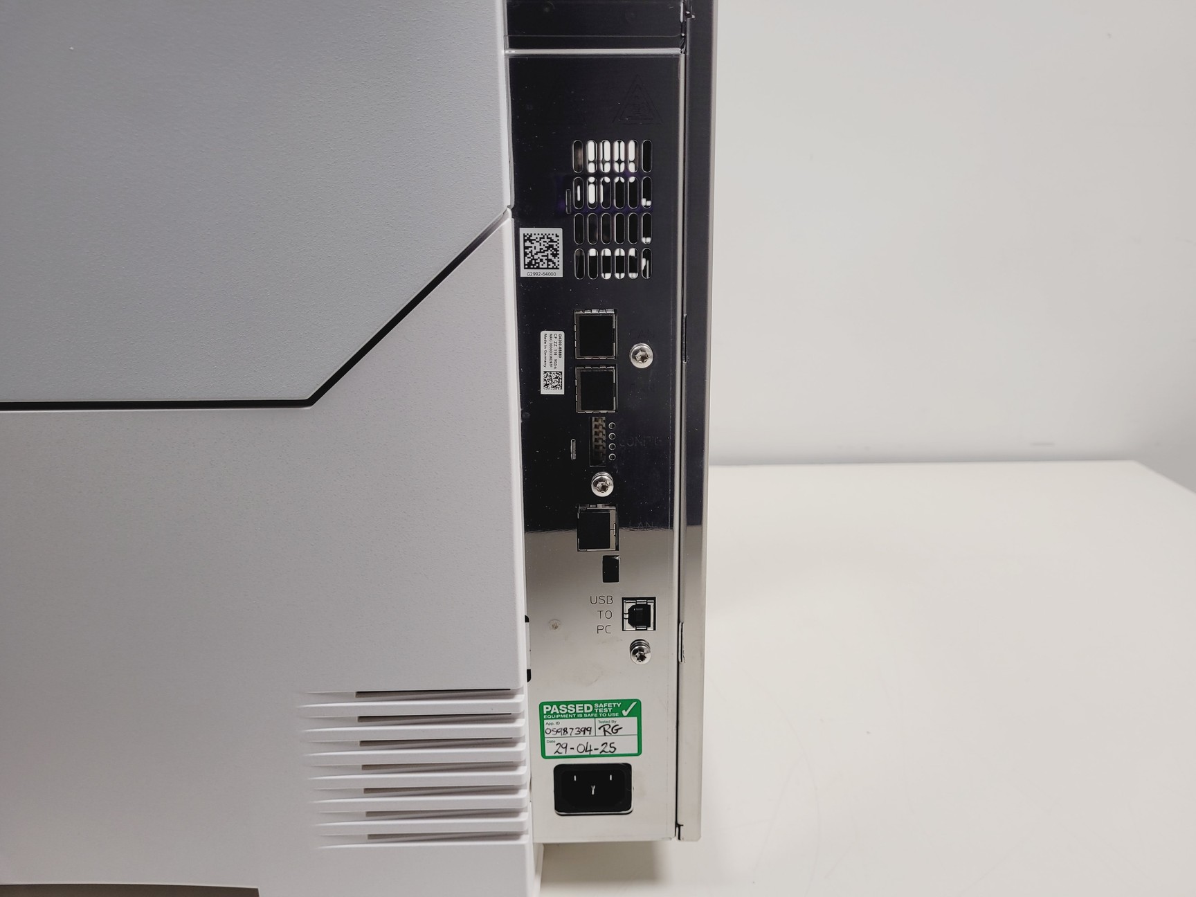 Image of Agilent 4150 TapeStation System With Laptop & Software (2021) Lab