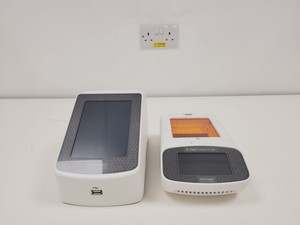 Thumbnail image of Invitrogen E-Gel Power Snap Electrophoresis System