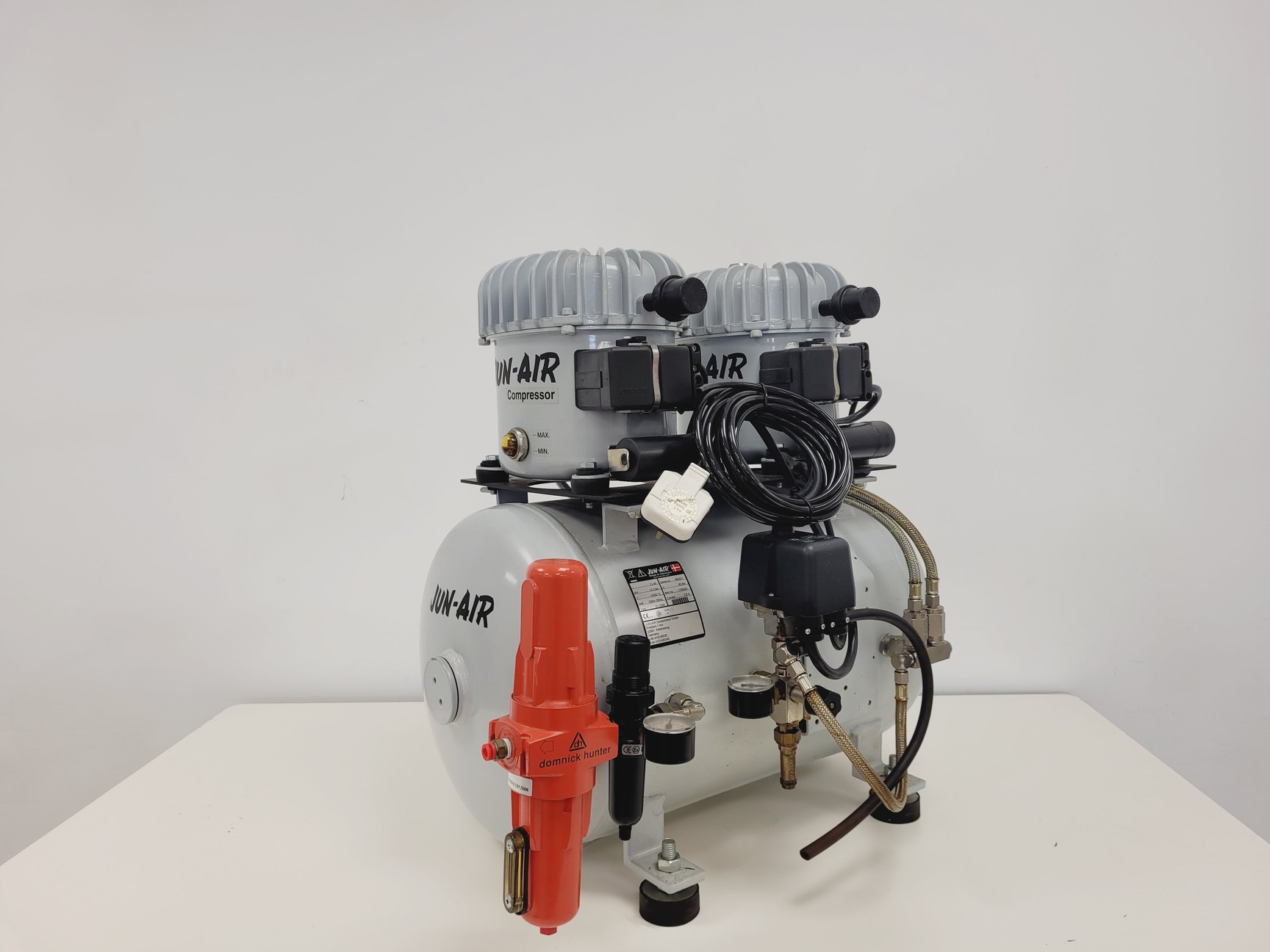 Image of Jun-Air 12-40/Model 6 Compressor 40 Litre