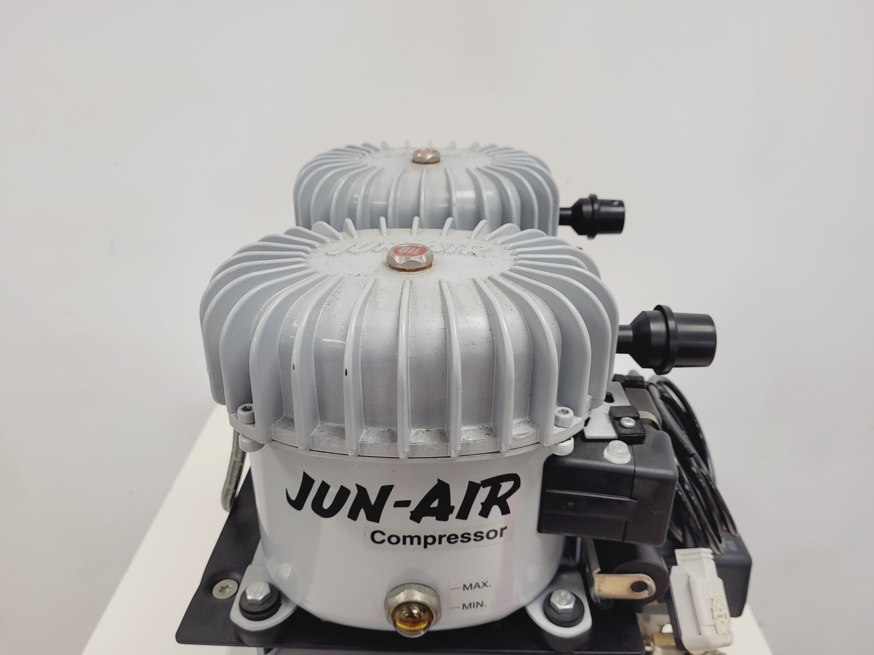 Image of Jun-Air 12-40/Model 6 Compressor 40 Litre