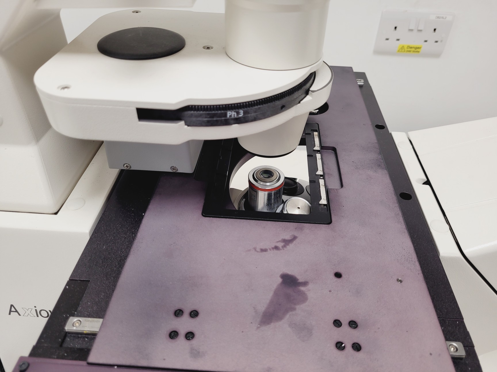 Image of Palm Microbeam3 Laser Capture Microdissector, Axiovert 200 w/ AxioVision Lab