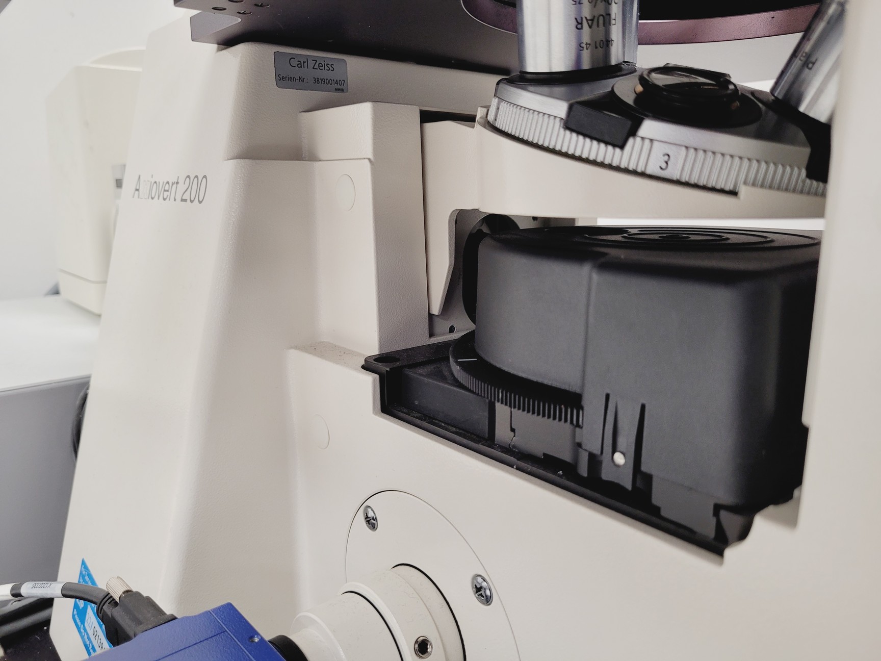 Image of Palm Microbeam3 Laser Capture Microdissector, Axiovert 200 w/ AxioVision Lab