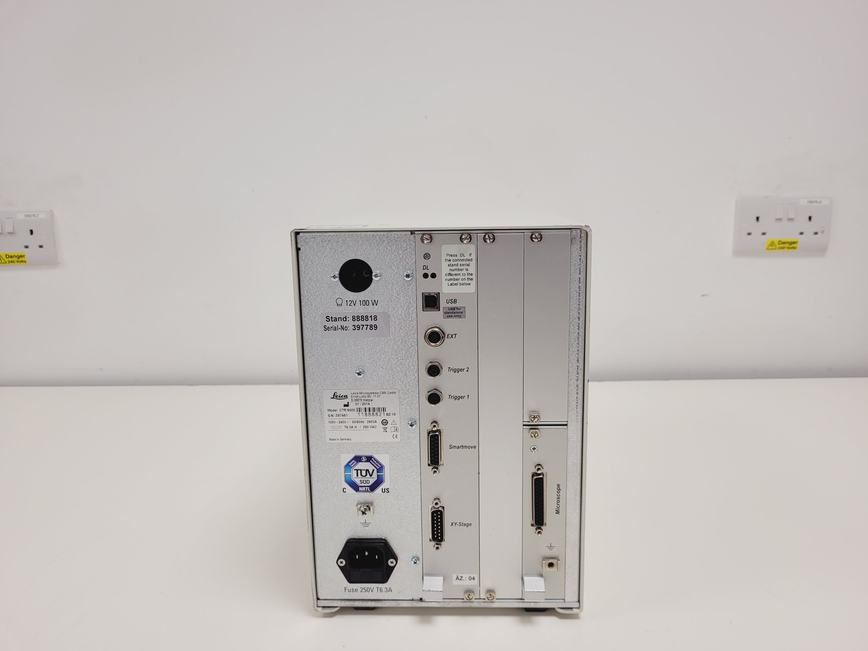 Image of Leica CTR6000 Confocal Microscope Power Supply/Controller Lab