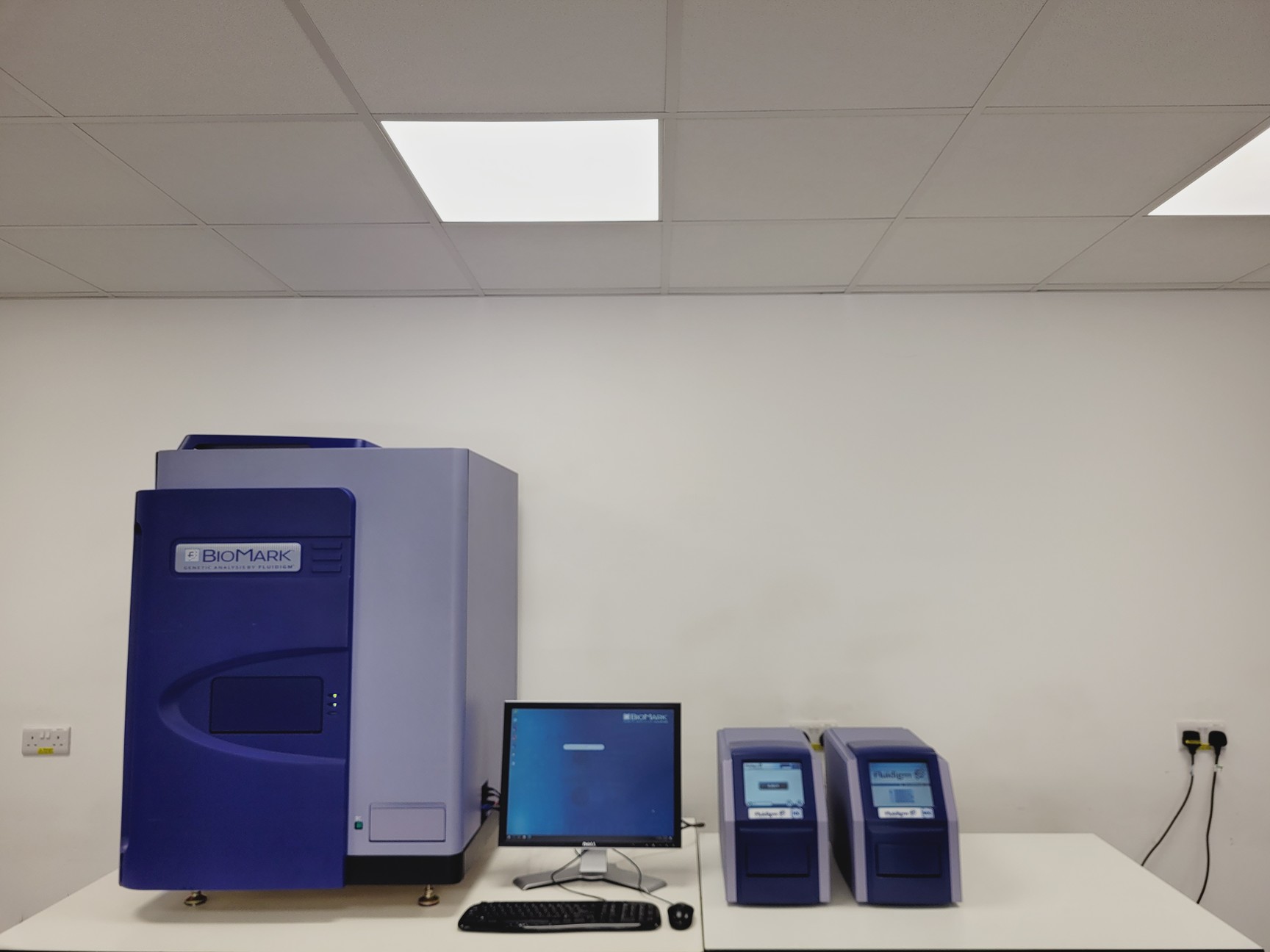 Image of Fluidigm BioMark System with MX & HX Modules w/ PC & Software Lab