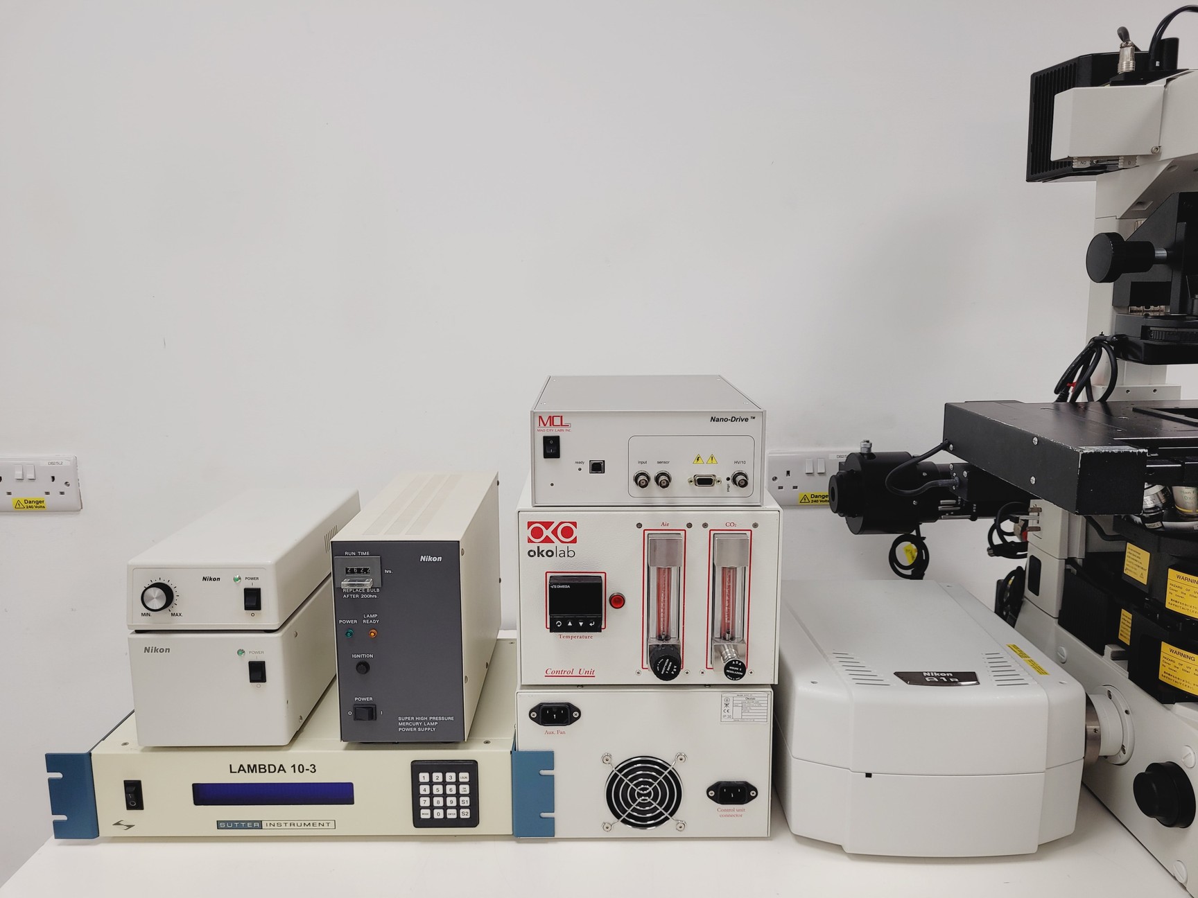 Image of Nikon Eclipse Ti-E Motorised Inverted Microscope System and A1R confocal/TIRF 