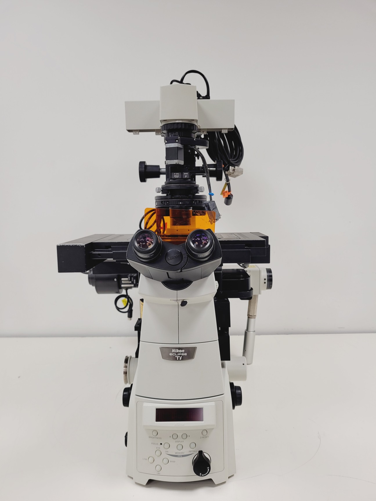 Image of Nikon Eclipse Ti-E Motorised Inverted Microscope System and A1R confocal/TIRF 