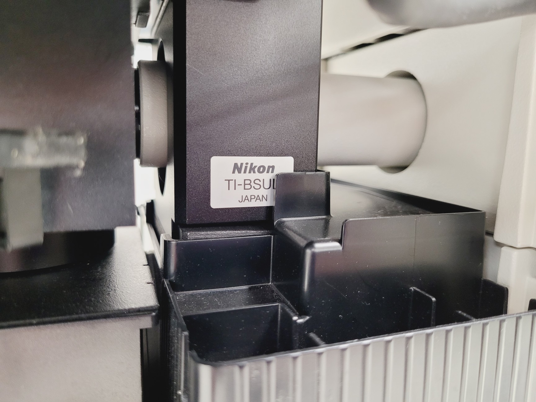 Image of Nikon Eclipse Ti-E Motorised Inverted Microscope System and A1R confocal/TIRF 