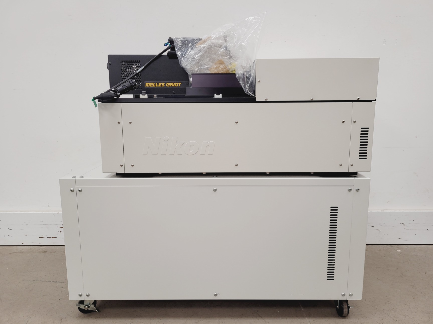 Image of Nikon Eclipse Ti-E Motorised Inverted Microscope System and A1R confocal/TIRF 