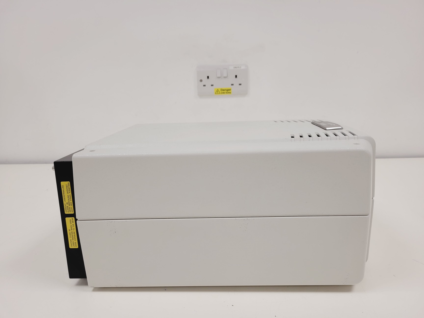 Image of Nikon Eclipse Ti-E Motorised Inverted Microscope System and A1R confocal/TIRF 