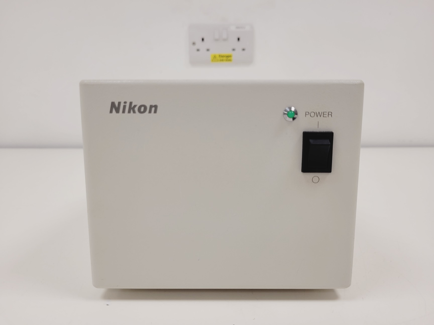 Image of Nikon Eclipse Ti-E Motorised Inverted Microscope System and A1R confocal/TIRF 