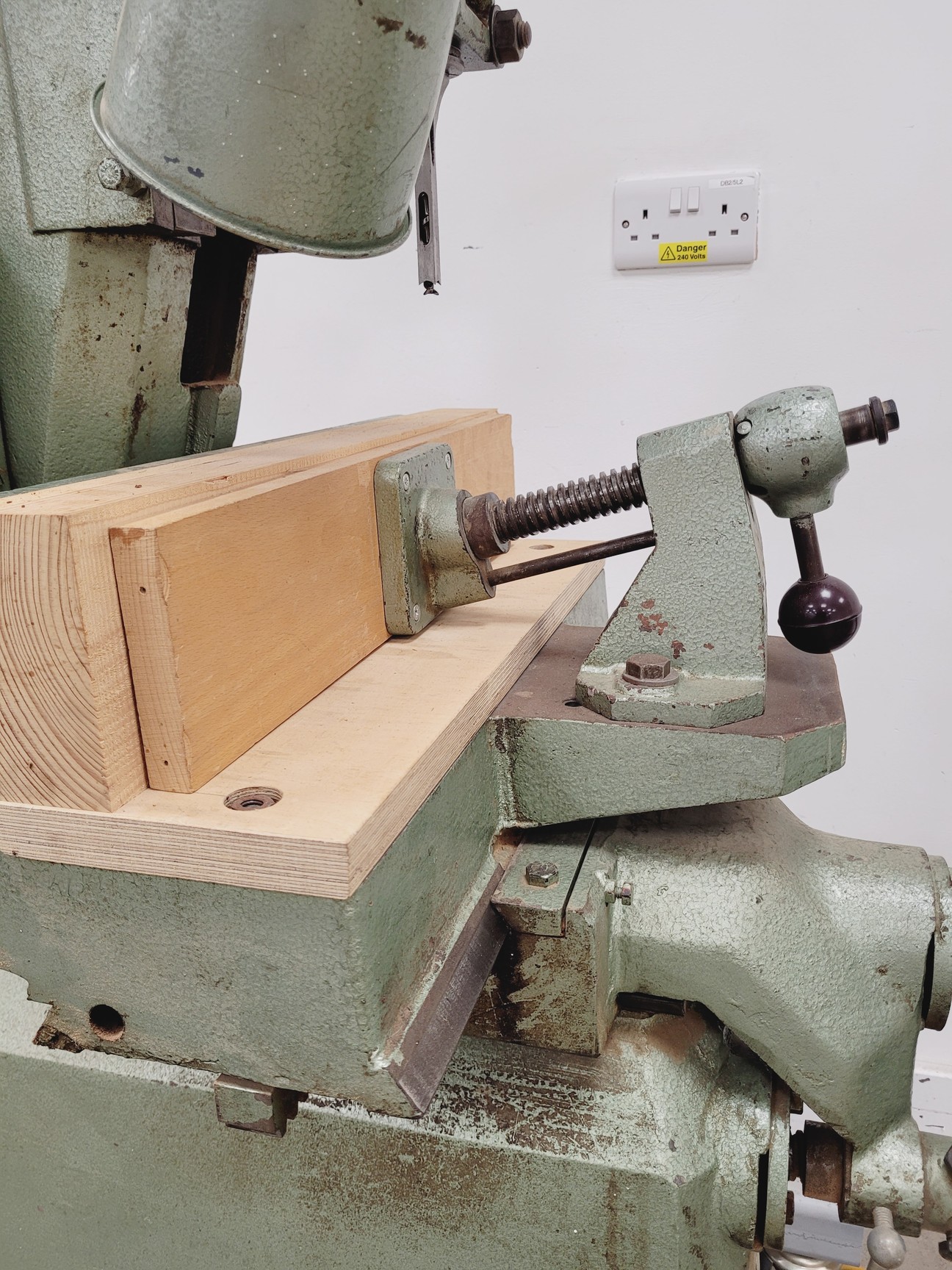 Image of Wadkin Bursgreen 22/18 Hollow Chisel Morticer w/ 10 x Chisel Various Sizes