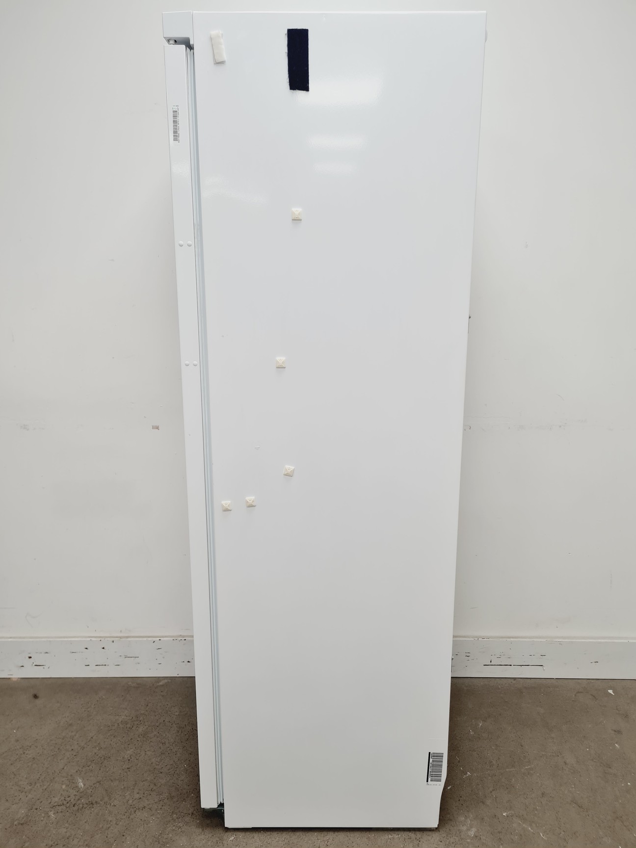 Image of  Liebherr LKv Model Type No. 3910 MediLine Lab Refrigerator
