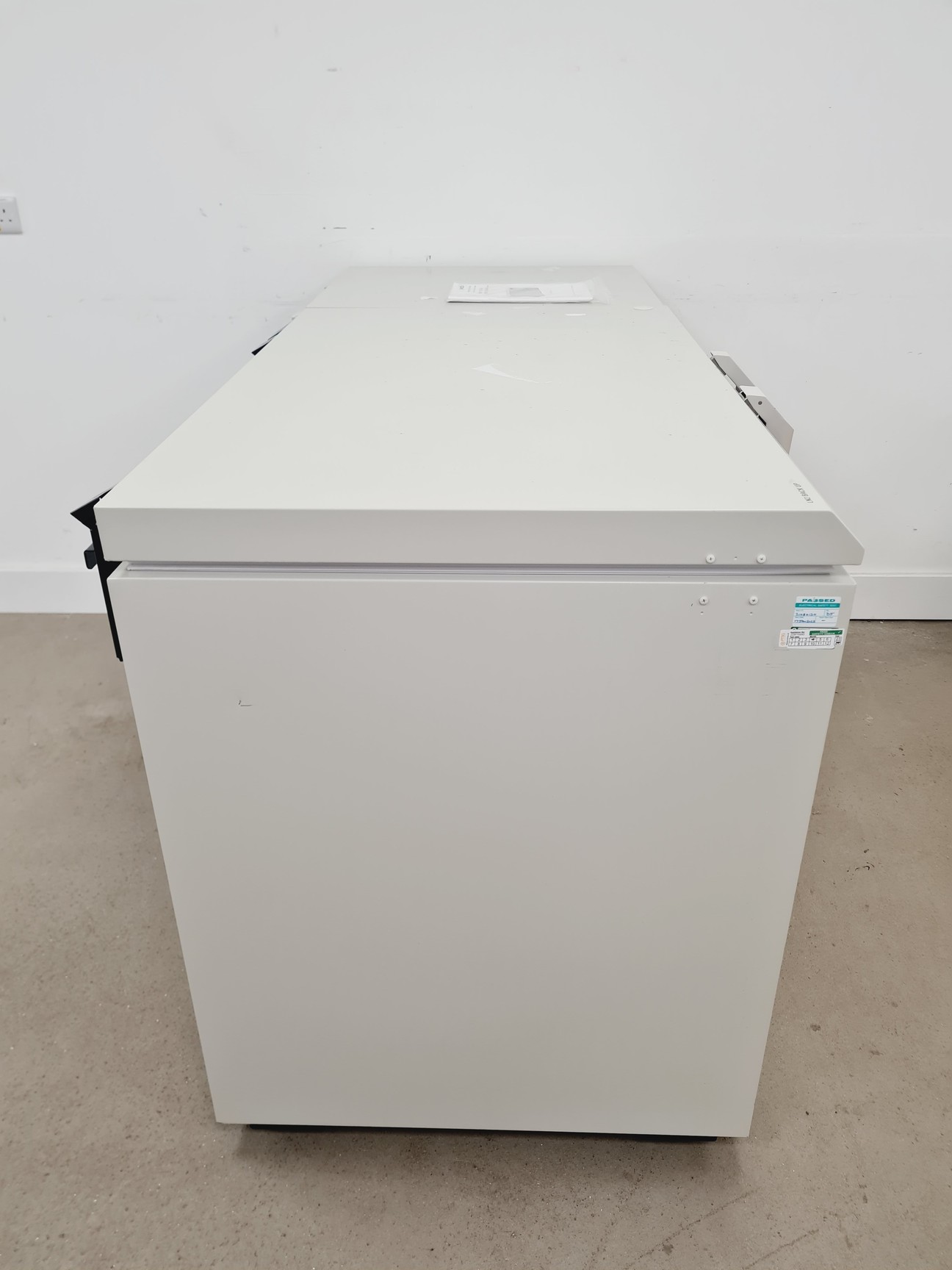 Image of PHCBI Ultra Low Temperature -150˚C Freezer MDF-C2156VAN VIP Series Lab