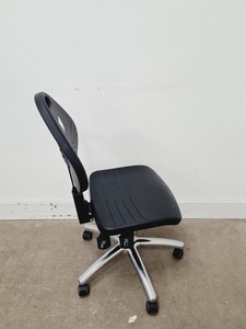 Thumbnail image of Lot Of 10 x VWR Adjustable Lab Chairs