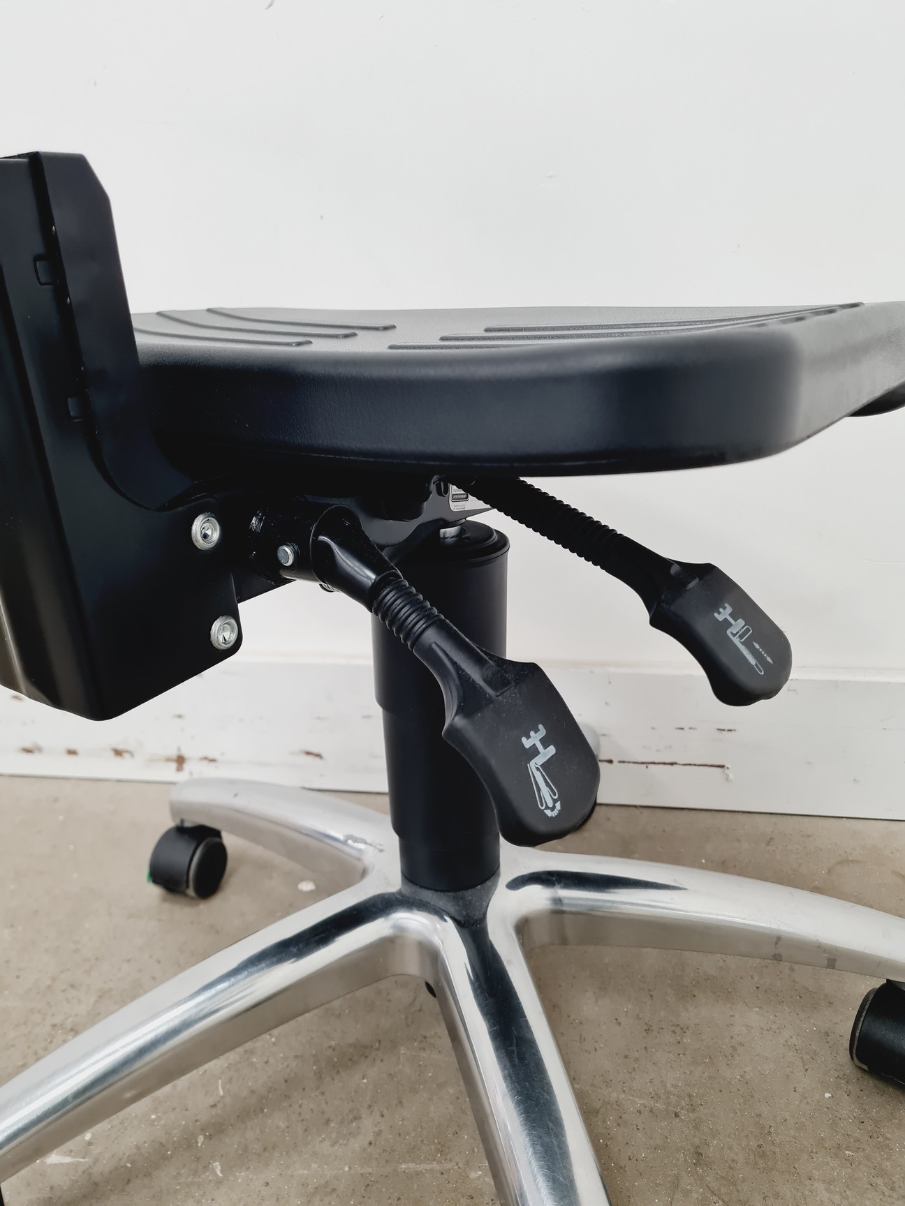 Image of Lot Of 10 x VWR Adjustable Lab Chairs