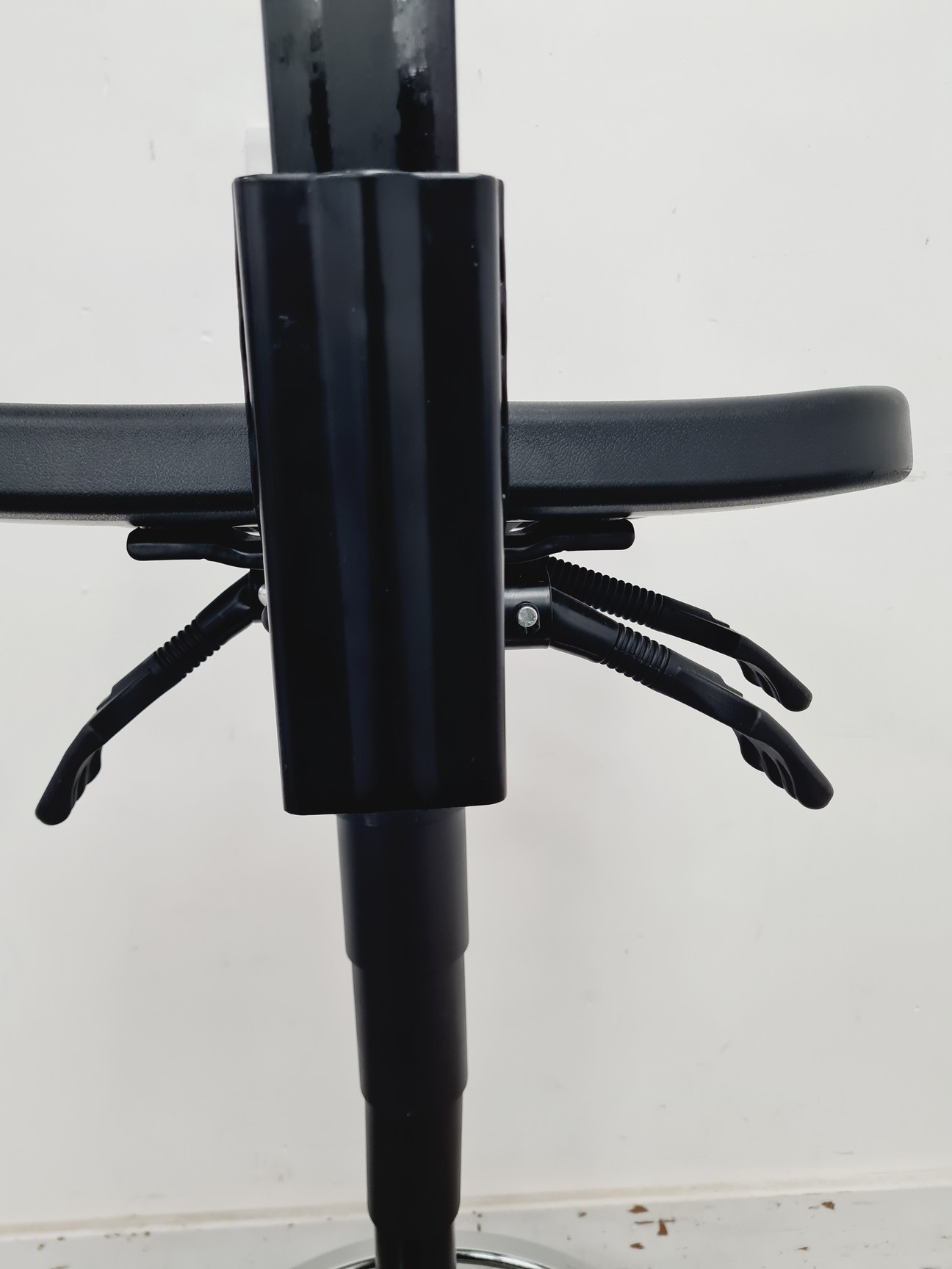 Image of Lot Of 10 x VWR Adjustable Lab Chairs