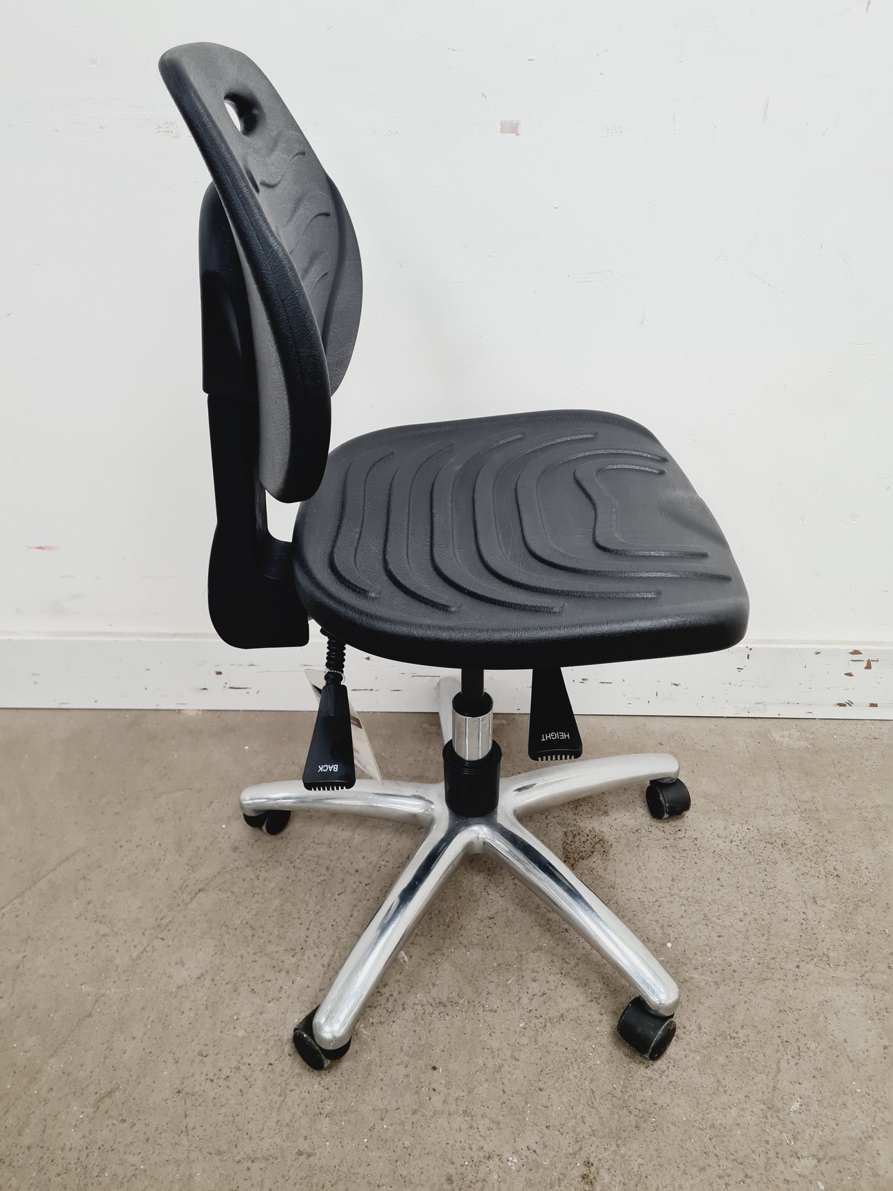 Image of Lot Of 10 x VWR + Teknomek Adjustable Lab Chairs