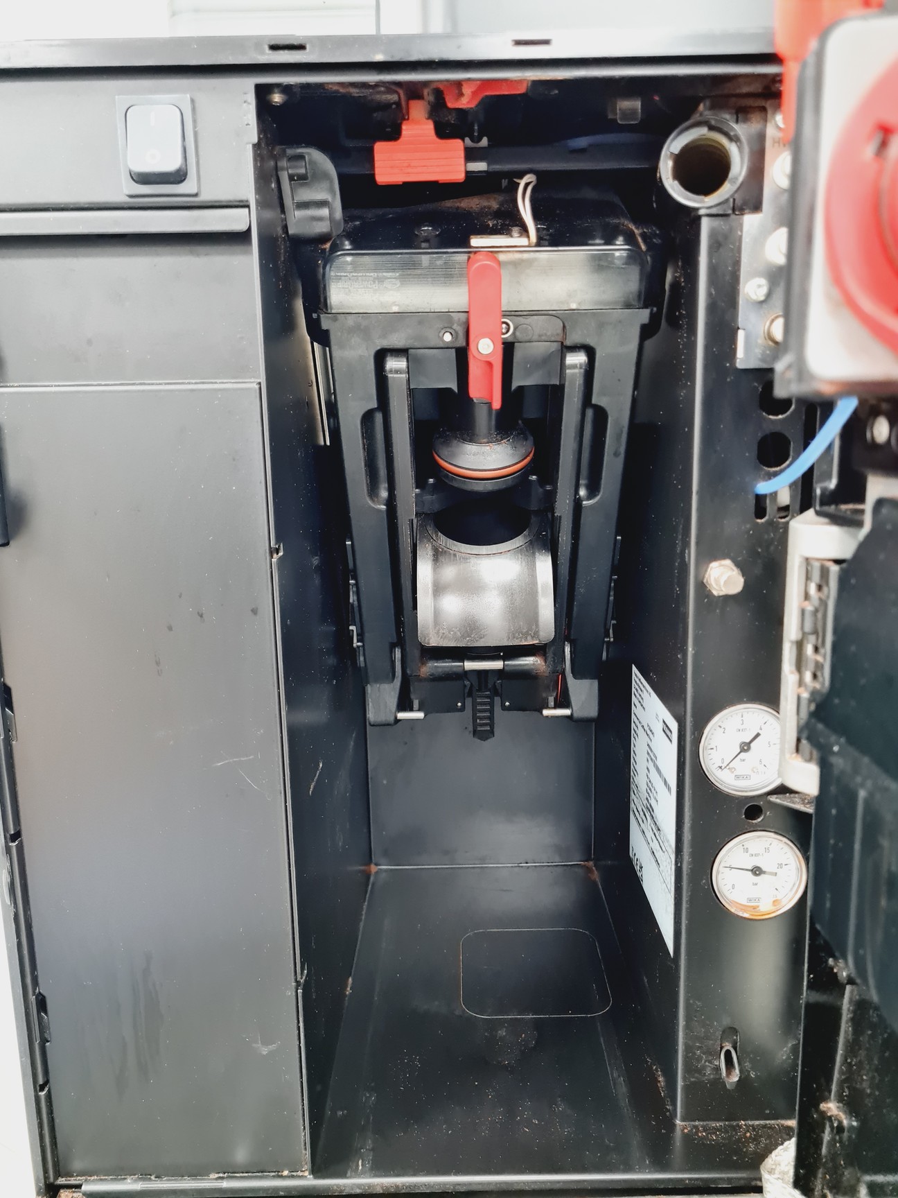 Image of Franke A600 A600 FM CM Bean to Cup Coffee Machine + Fridge 