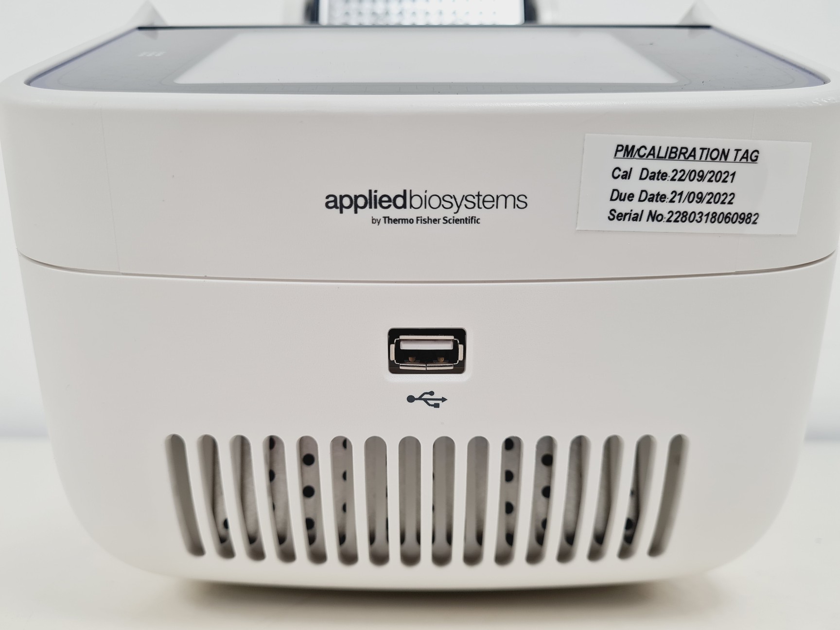 Image of Thermo Scientific Applied Biosystems MiniAmp Plus Thermal Cycler Lab