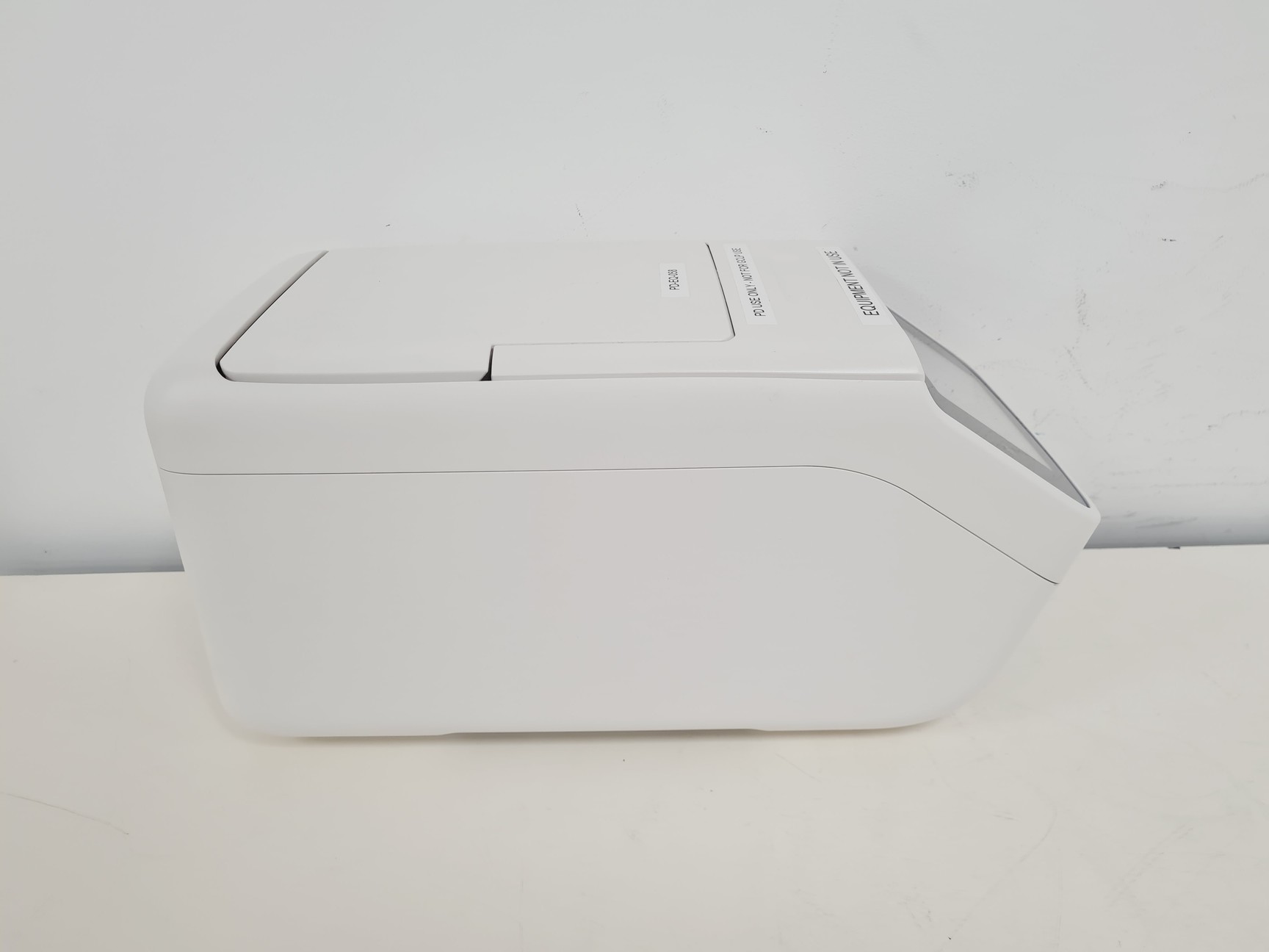 Image of Thermo Scientific Applied Biosystems MiniAmp Plus Thermal Cycler Lab