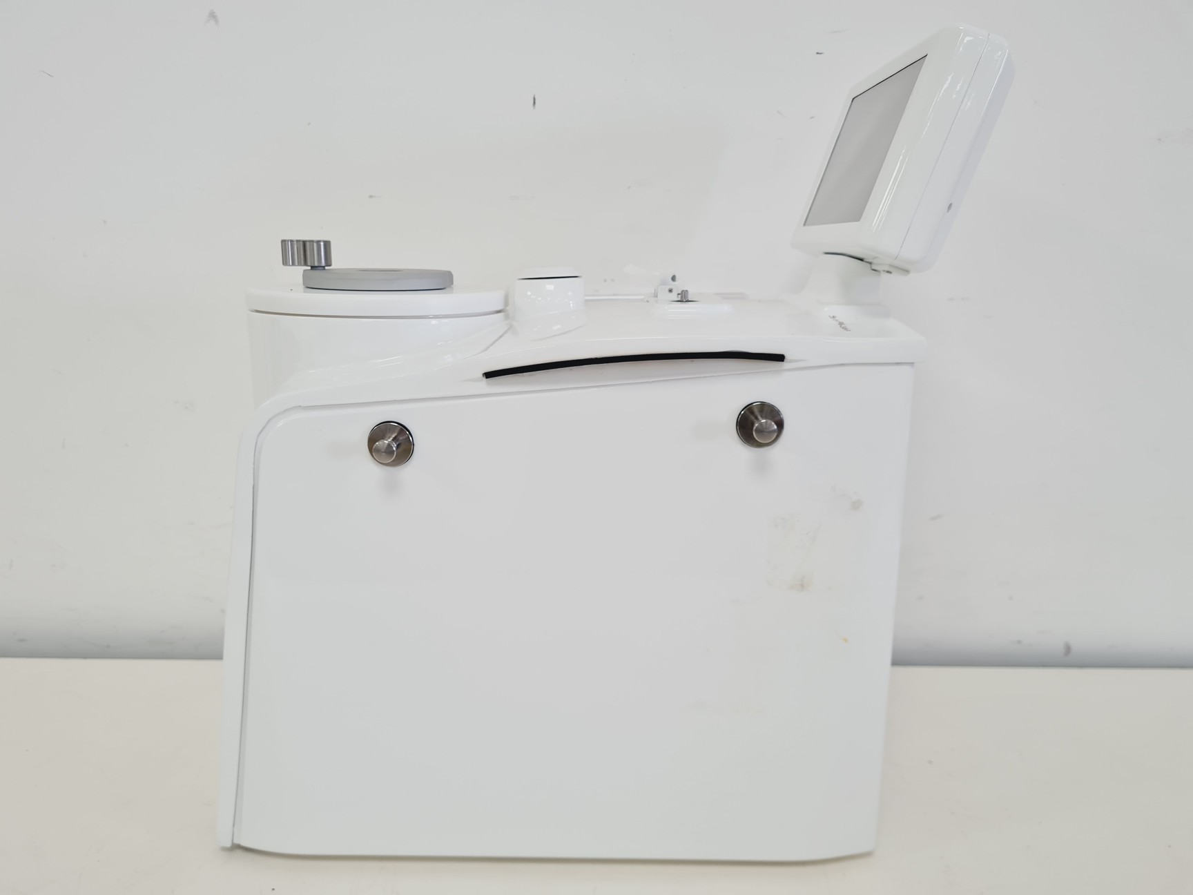 Image of GE Biosafe Sepax C-Pro Separation System Lab