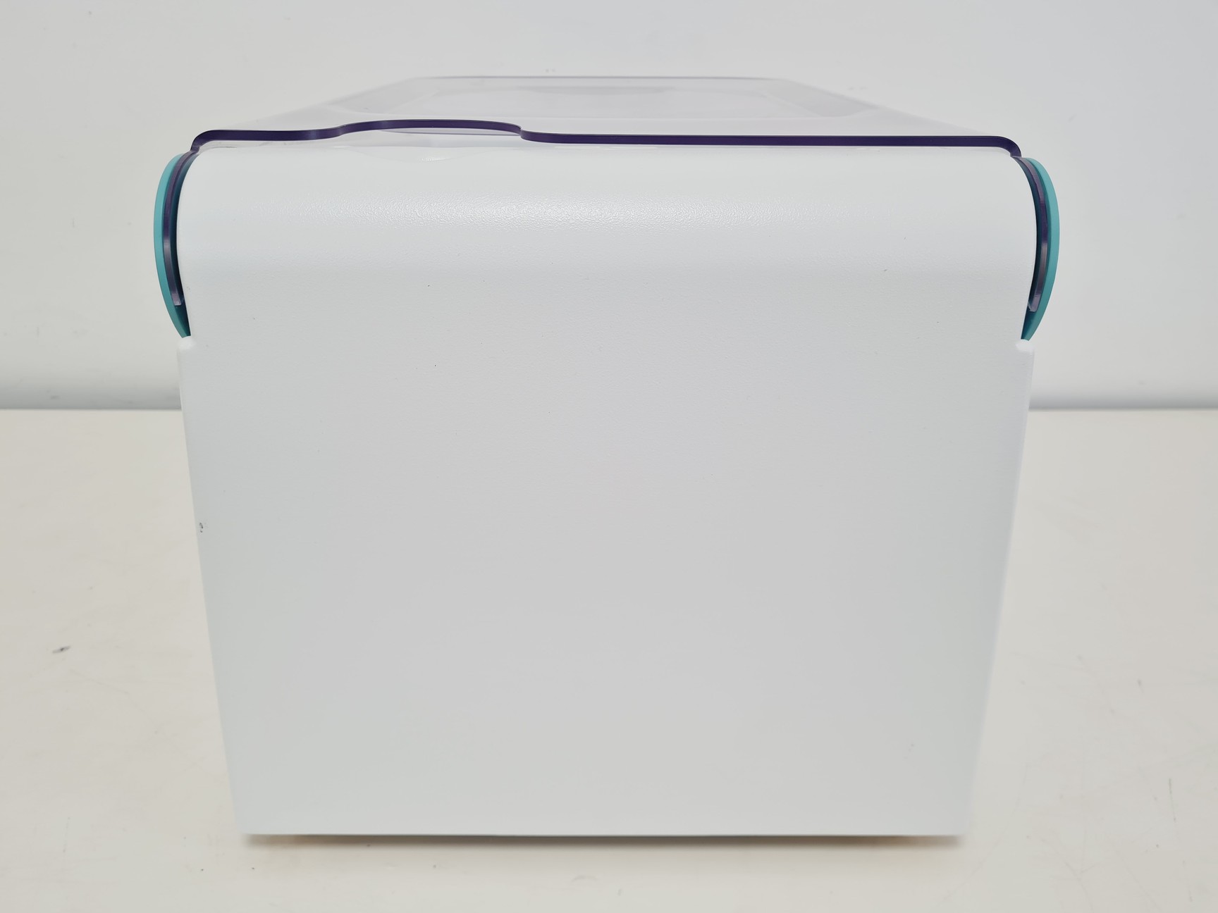 Image of Barkey Plasmatherm Blood & Plasma Bag Heating System Lab