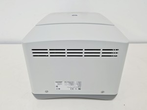 Thumbnail image of Eppendorf 5427 R Benchtop Centrifuge Lab
